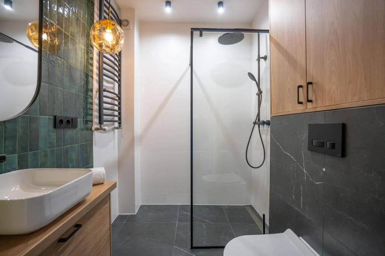 Rentplanet - Apartamenty Schroniskowa Szklarska Poreba 0*,
