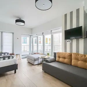 https://labo-apartment-dzialdowska.warsawhotelspoland.com